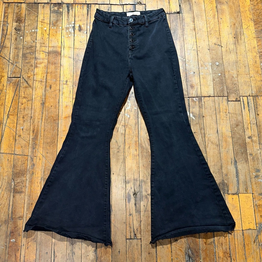 Kancan Jeans‎ Women's Size 7/27 Black Denim Flat Front Button Fly Flare Leg
